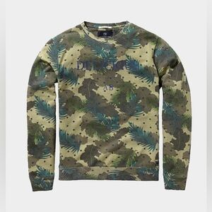 S&S Men’s Camouflage Sweater